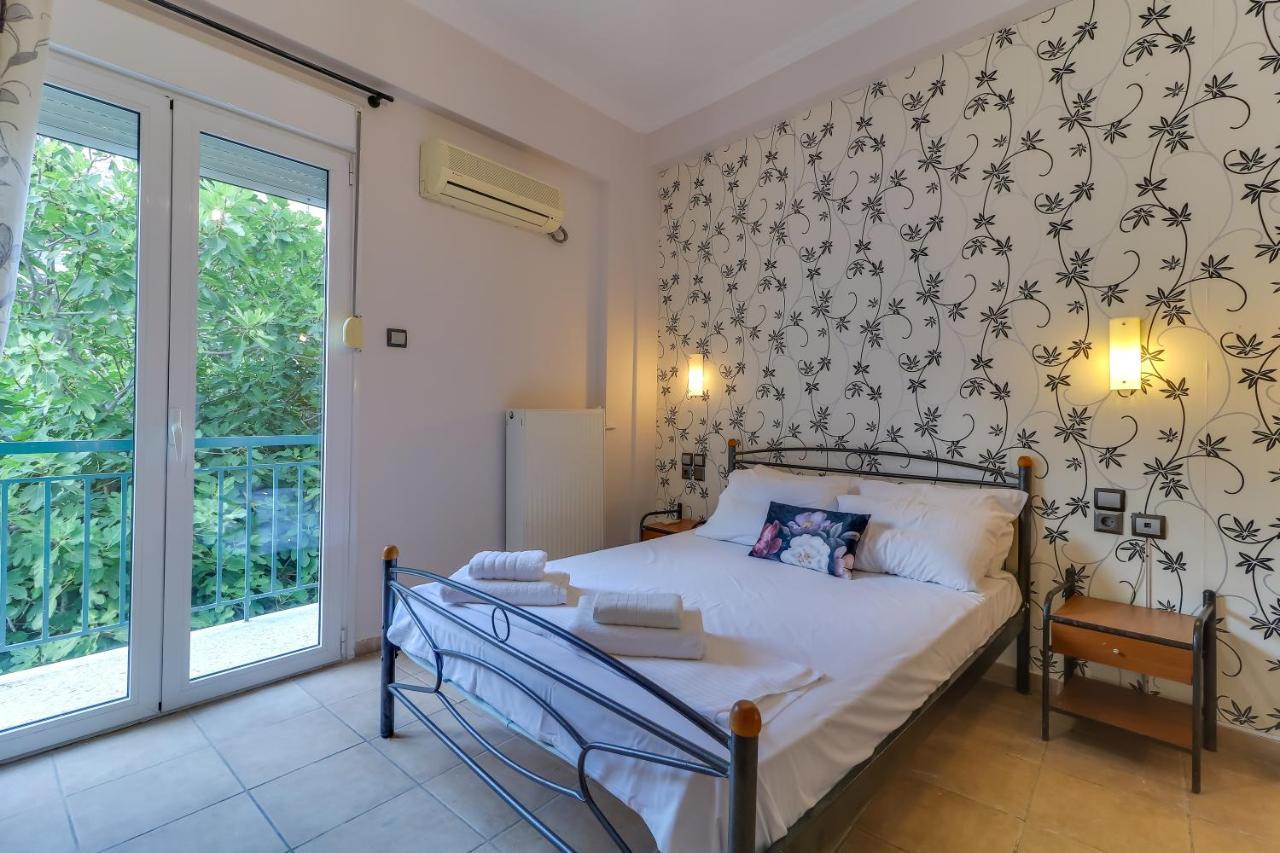 Hoteleros Dionysos Athens Atenas Exterior foto